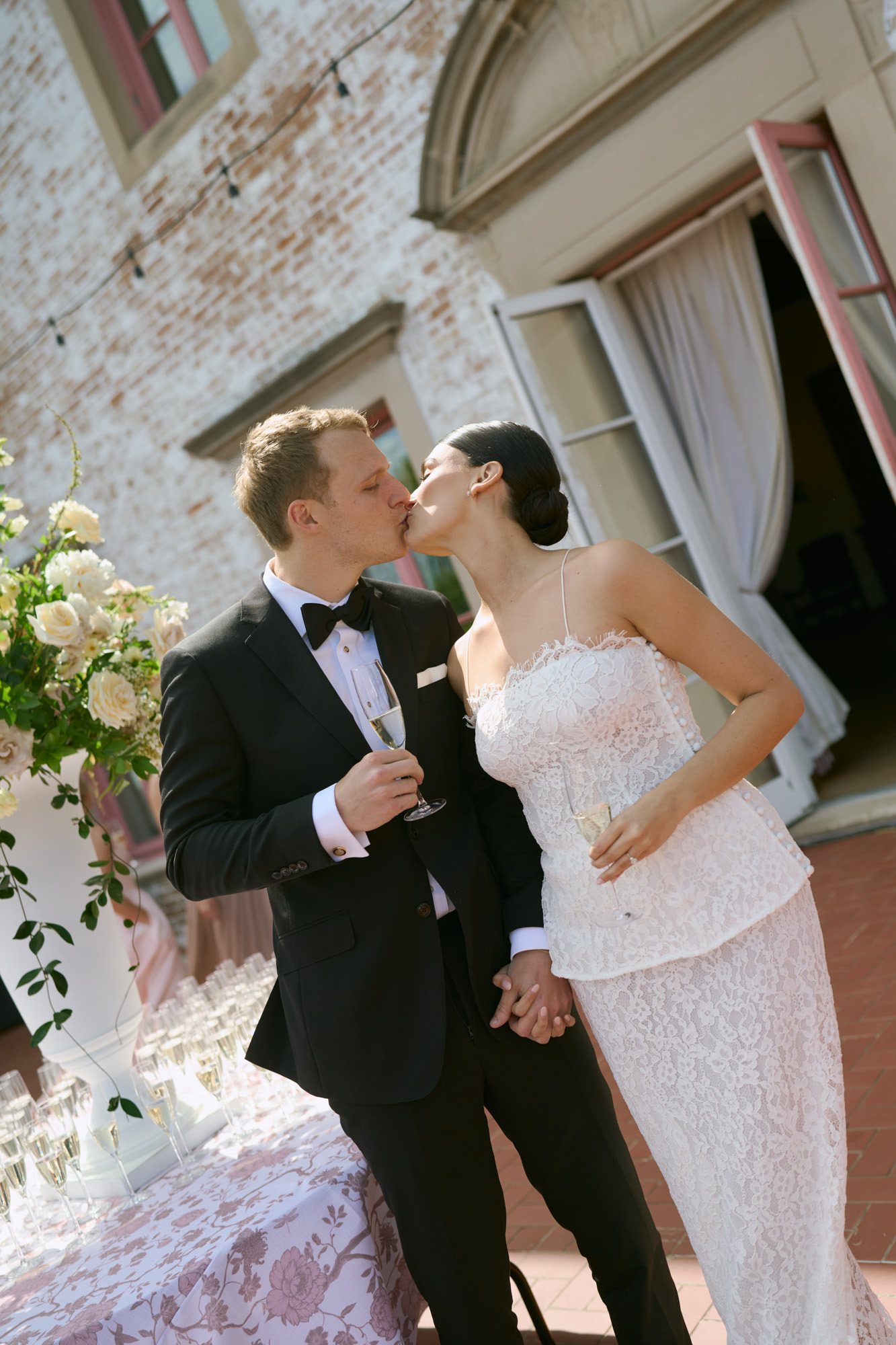 Villa Terrace wedding ceremony in Milwaukee Wisconsin