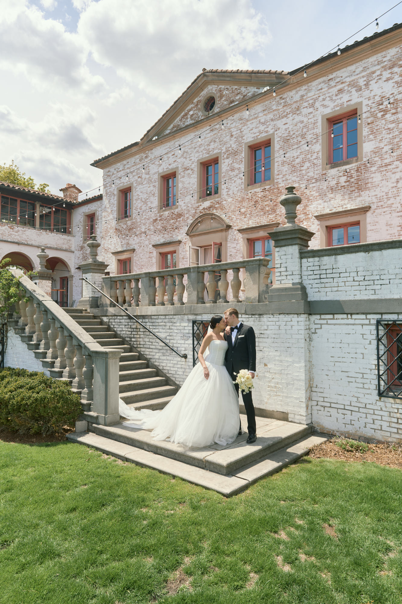 Villa Terrace wedding portraits